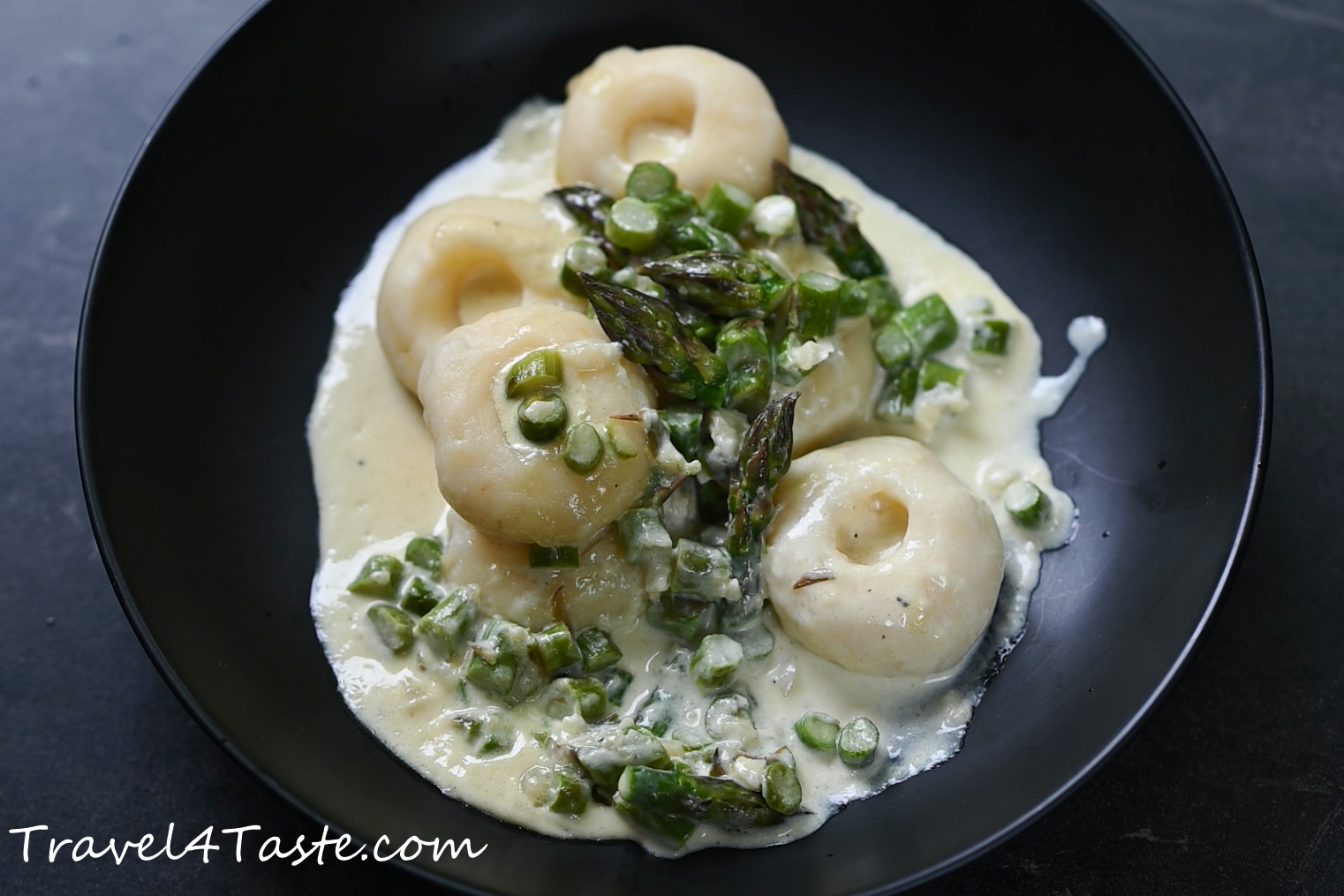 Creamy Asparagus Sauce (VIDEO)