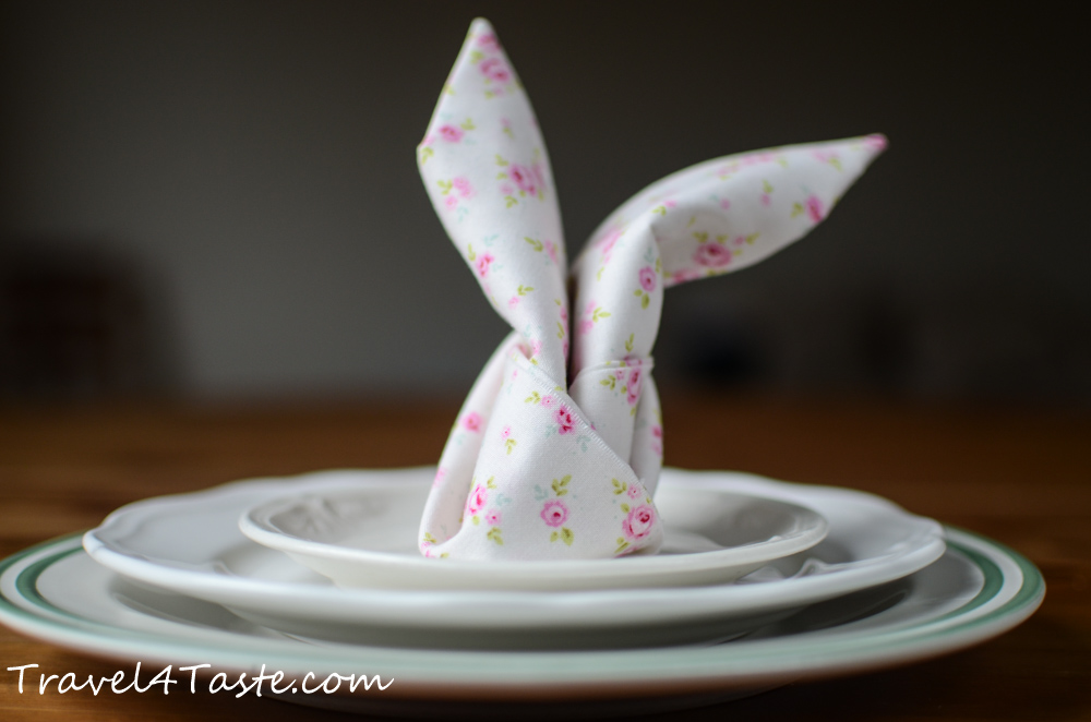 Easter Bunny Napkin (Video)