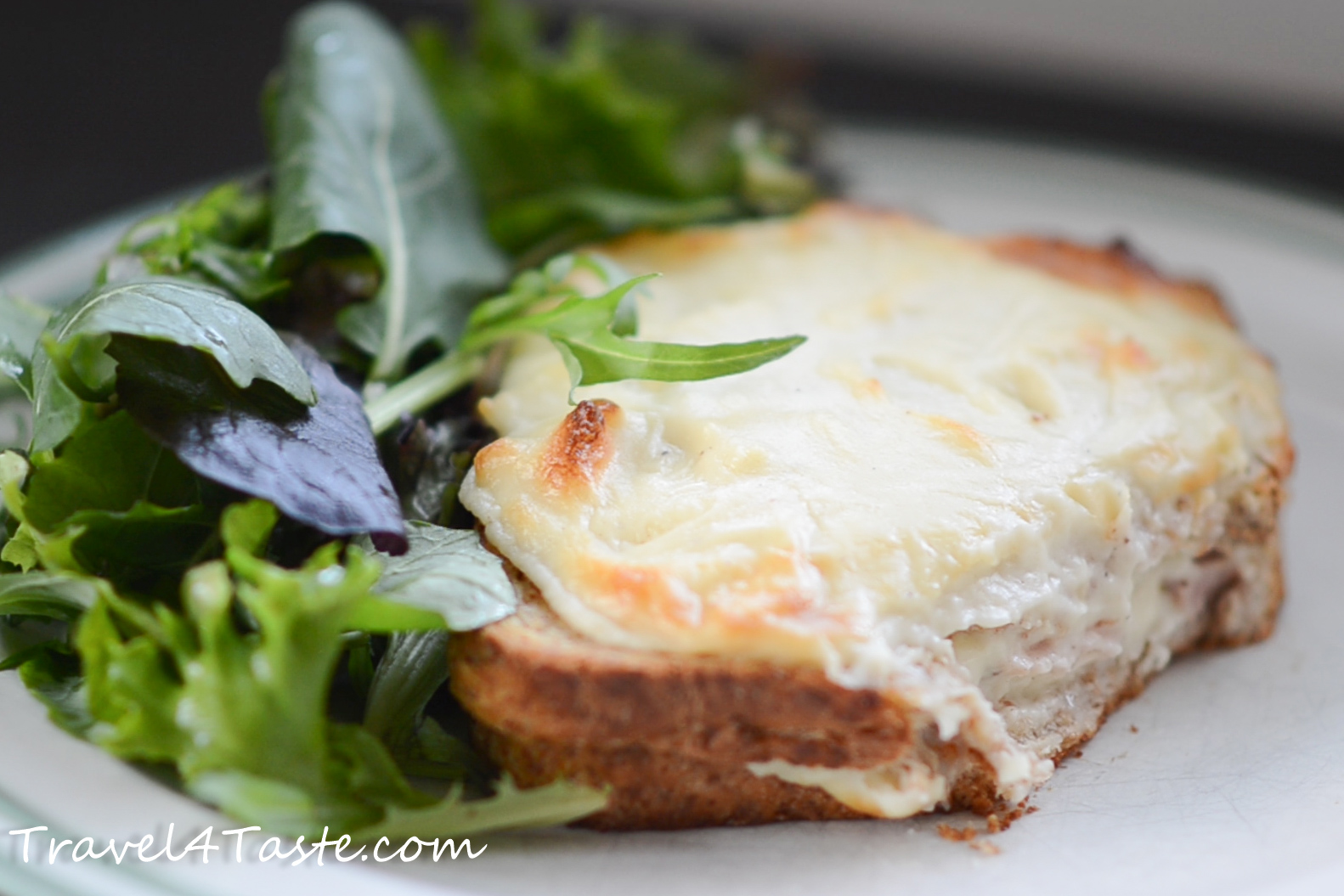 Croque Monsieur: Vegetarian vs. Classic (VIDEO)