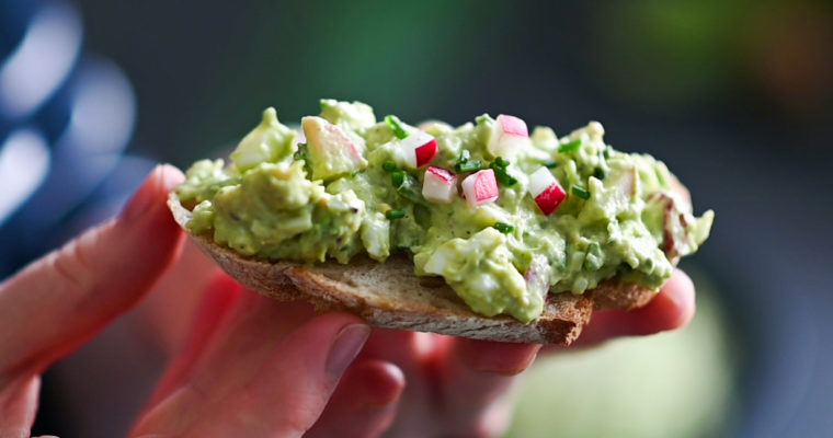 Avocado & Egg Salad (VIDEO)